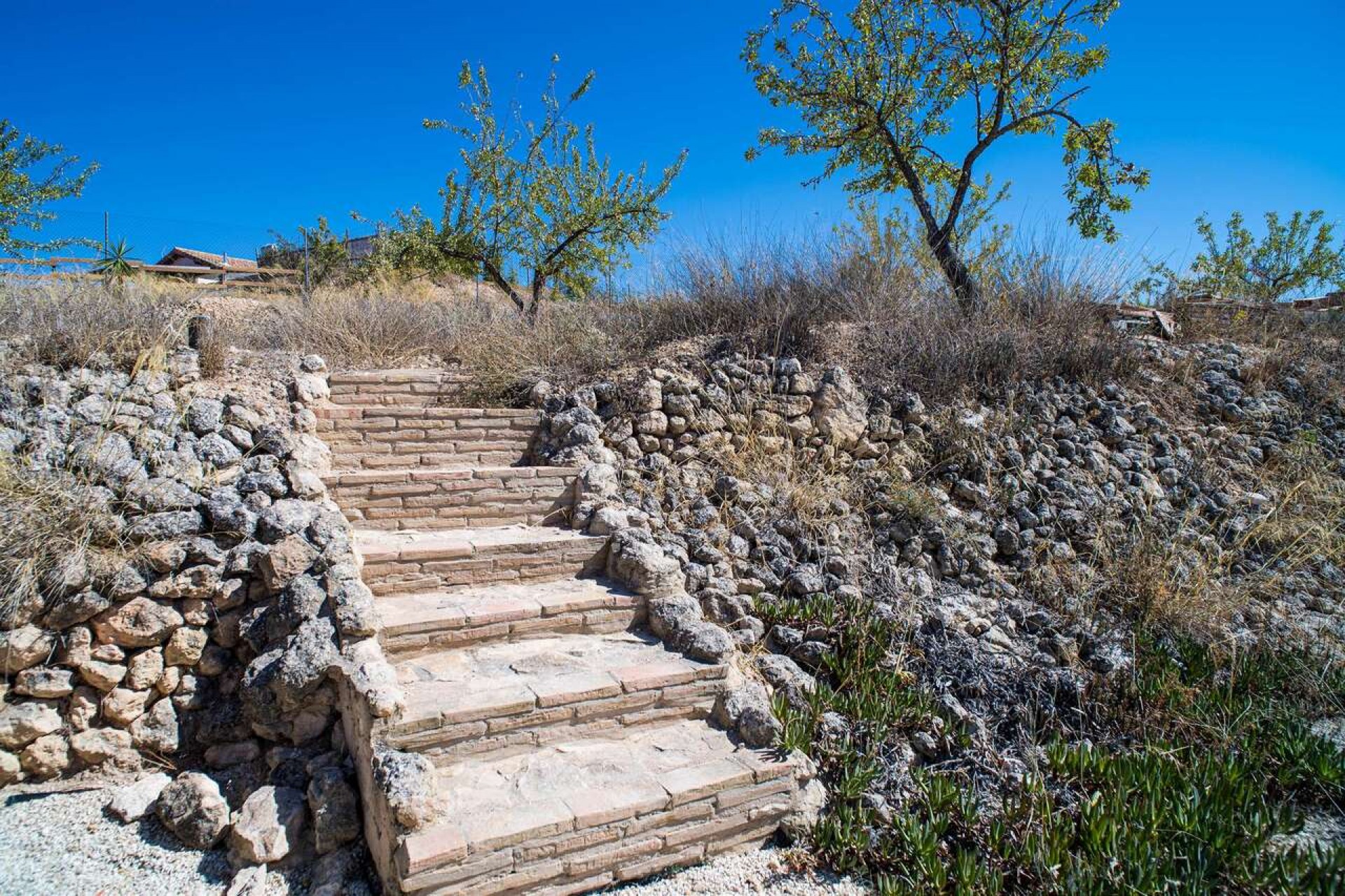 Brukt - Villa -
Pinoso - Inland