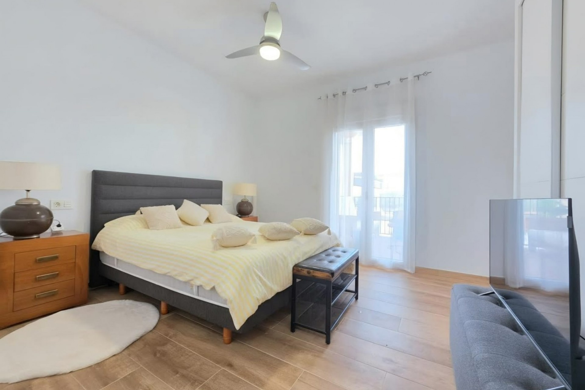 Brukt - Villa -
Pinoso - Inland