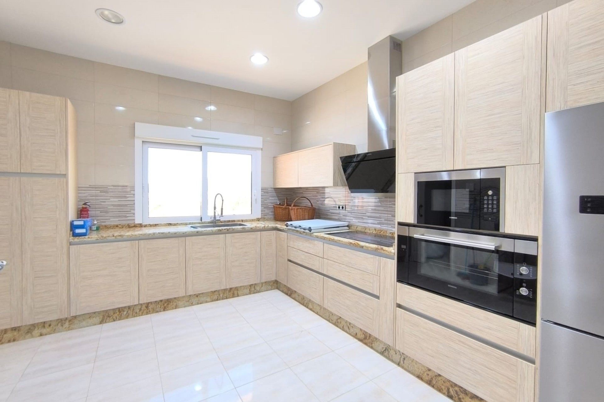 Brukt - Villa -
Pinoso - Inland