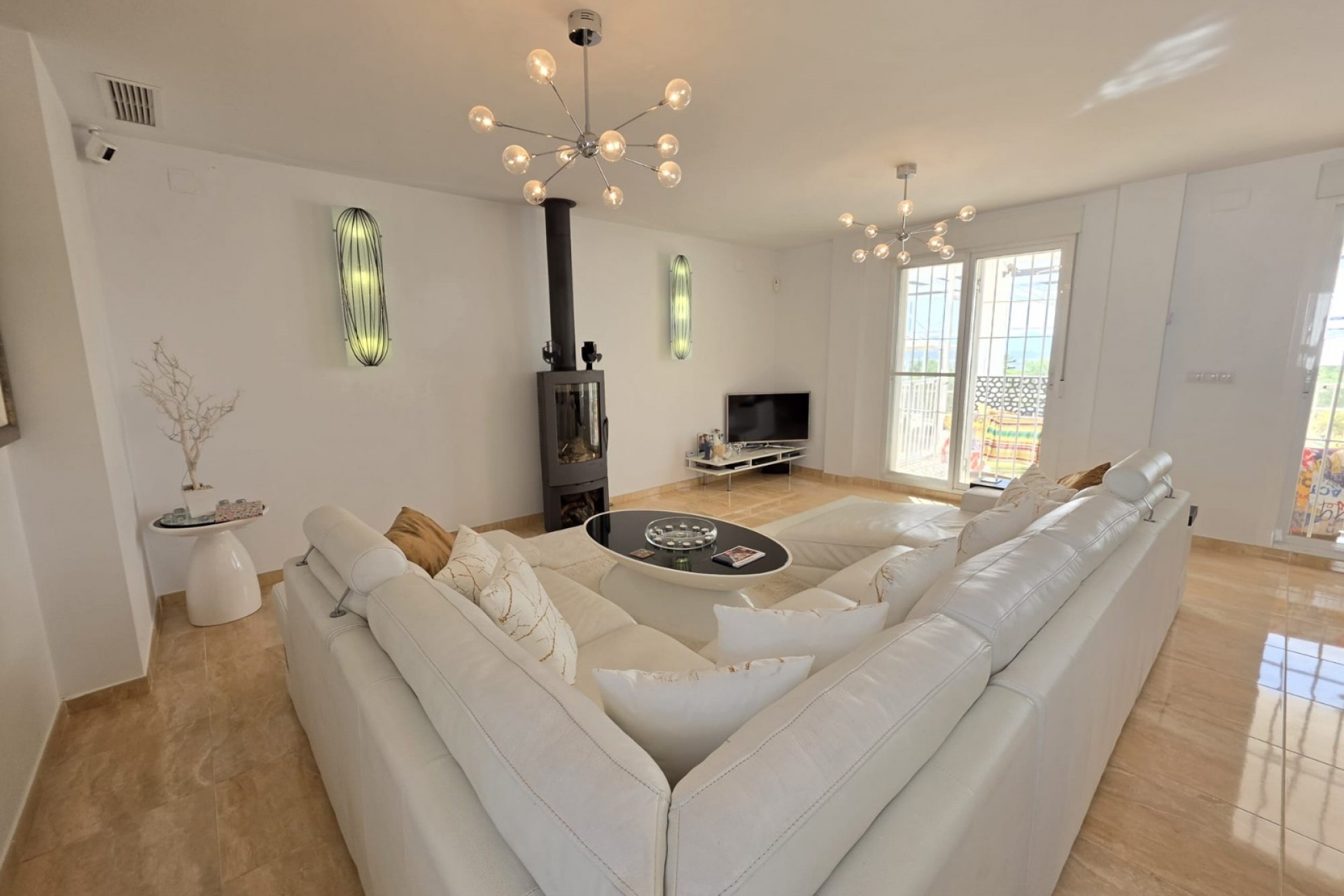 Brukt - Villa -
Pinoso - Inland