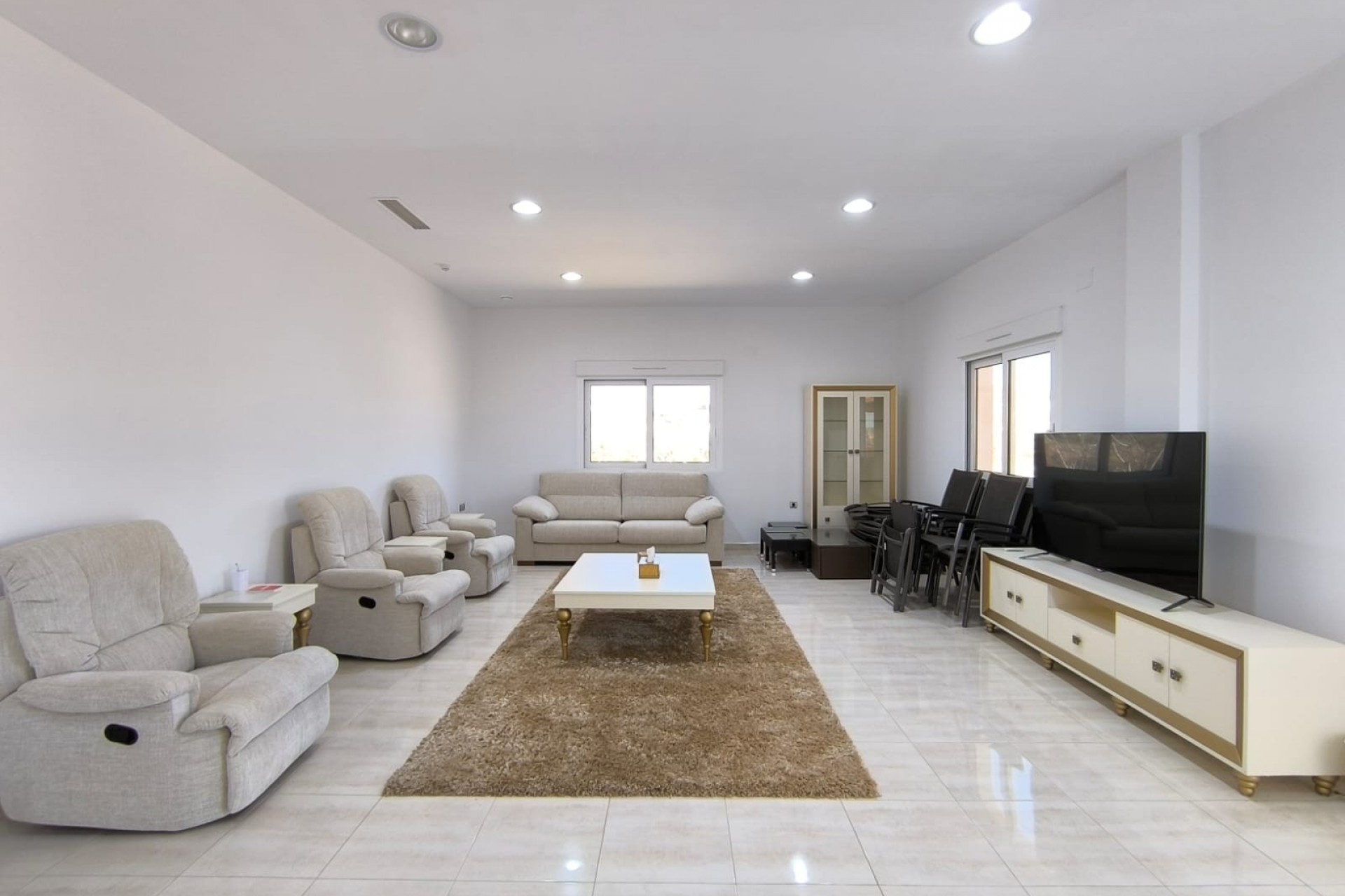 Brukt - Villa -
Pinoso - Inland