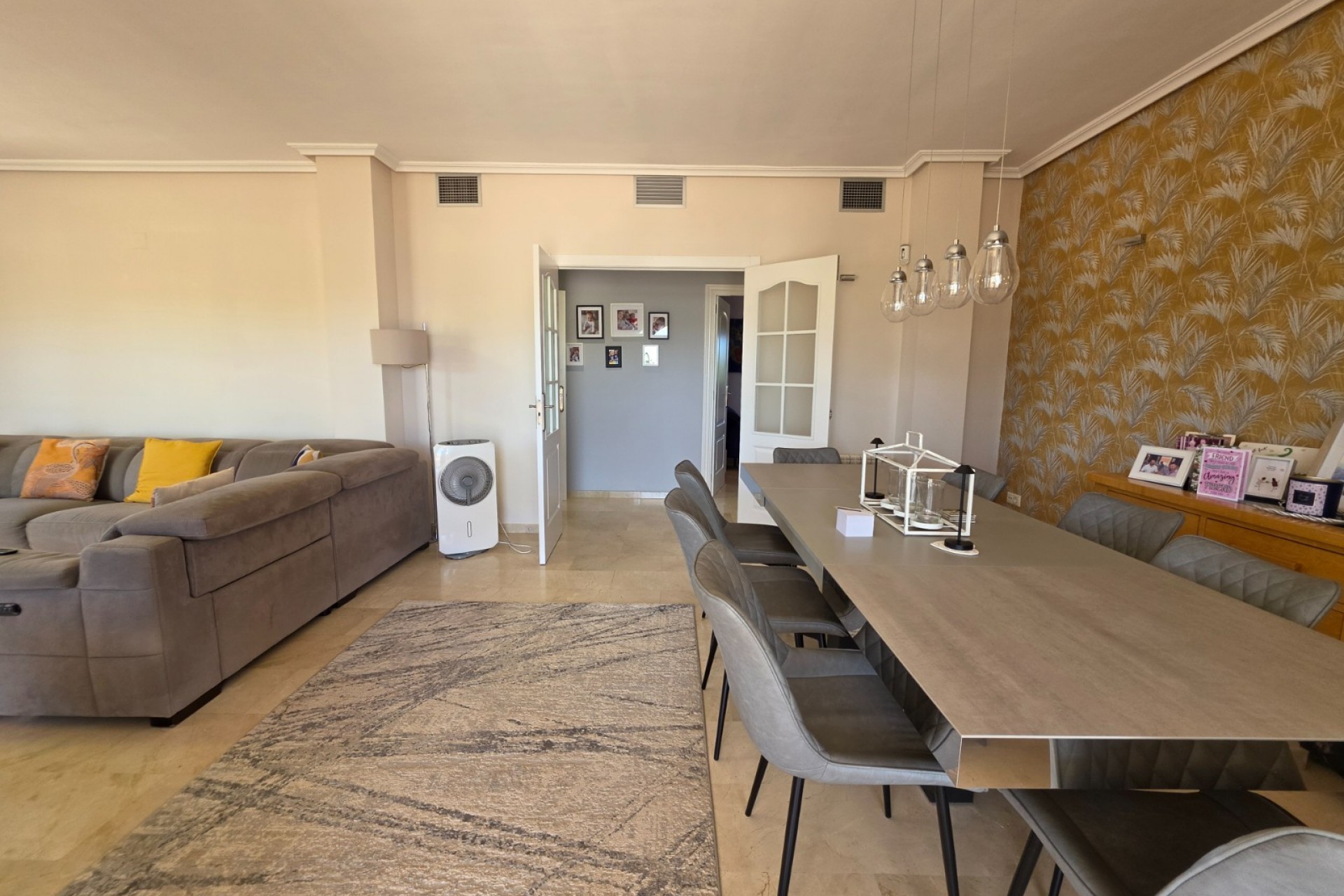 Brukt - Villa -
Pinoso - Inland