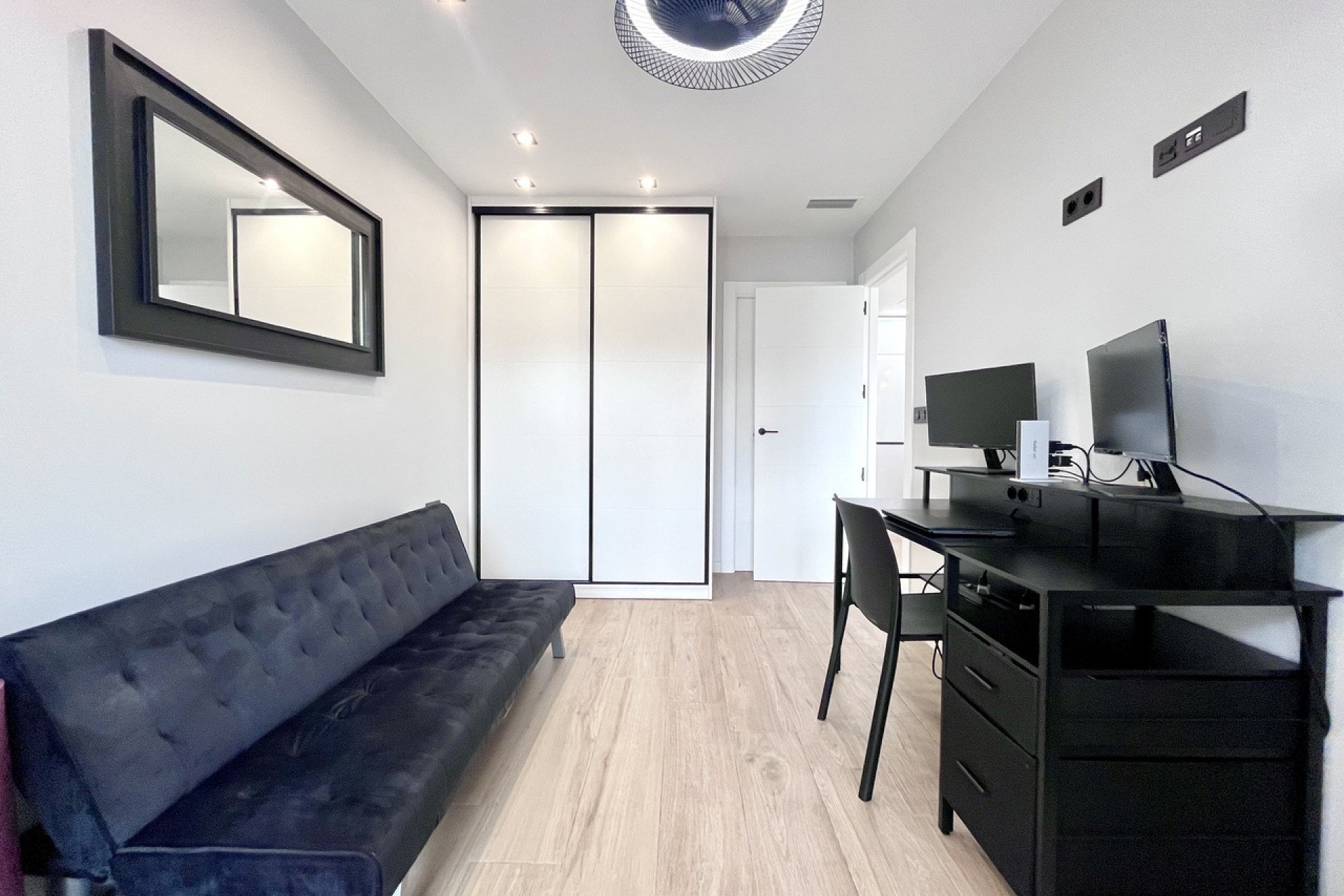 Brukt - Villa -
Playa Flamenca - Costa Blanca