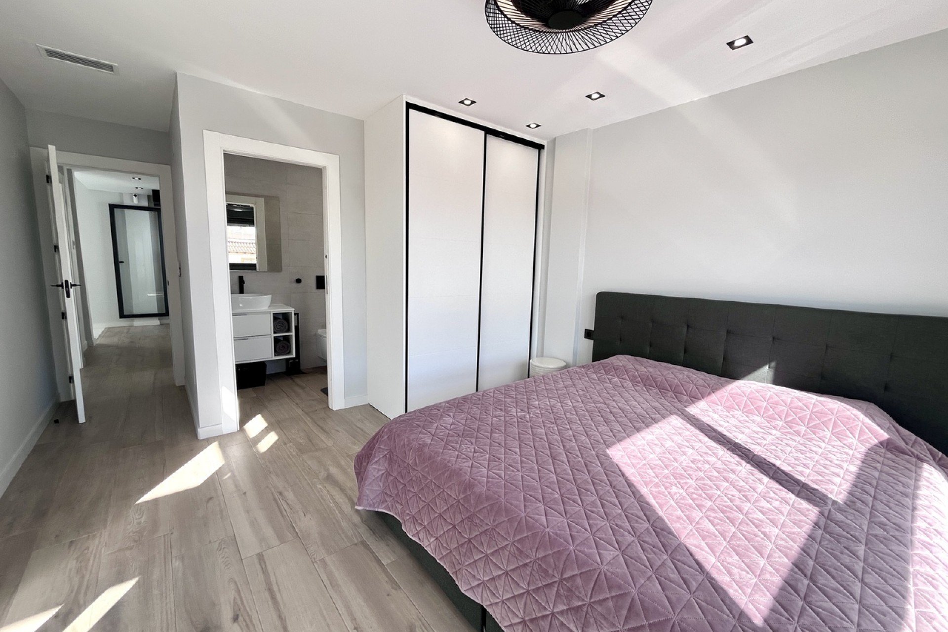 Brukt - Villa -
Playa Flamenca - Costa Blanca