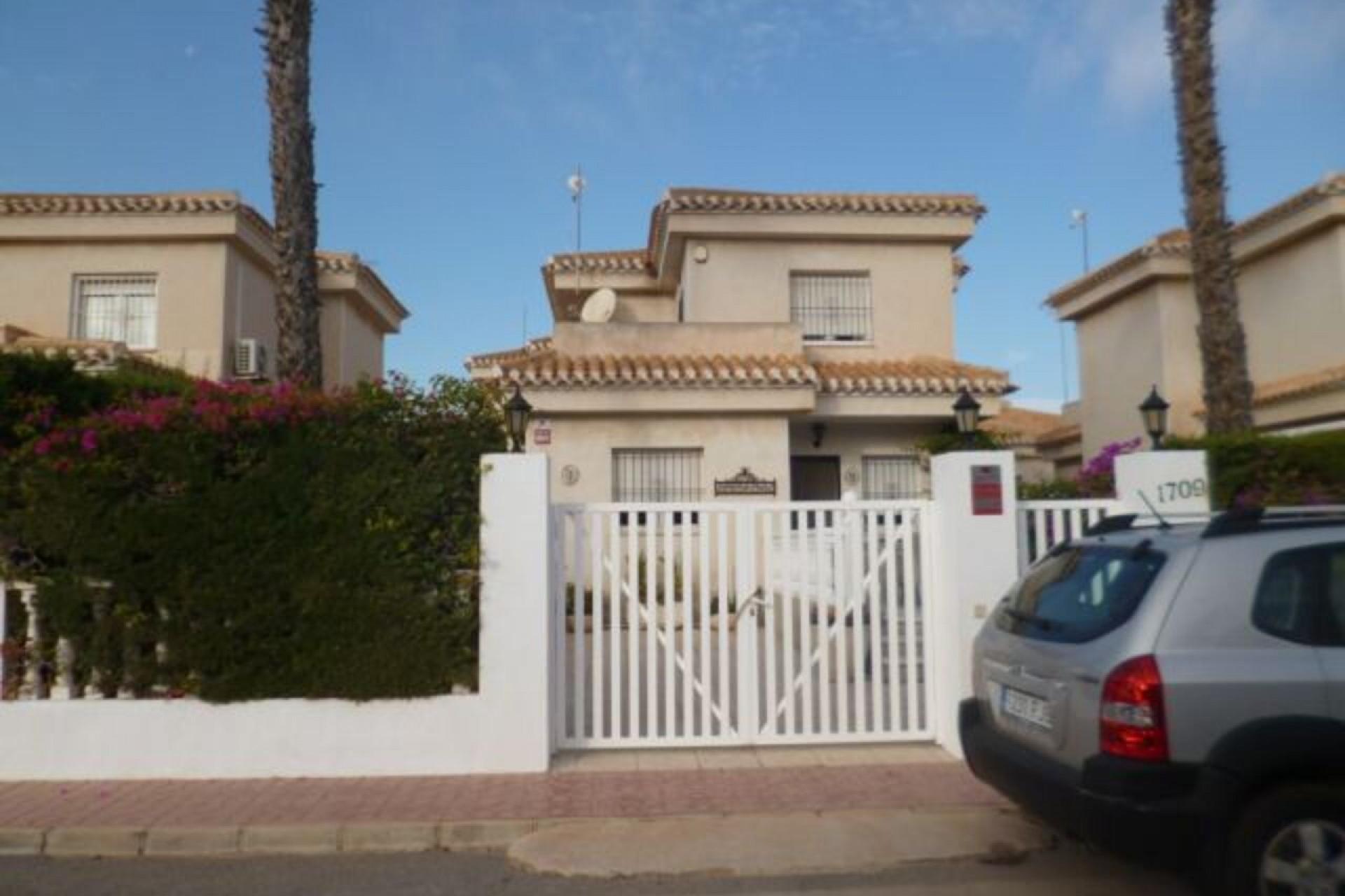 Brukt - Villa -
Playa Flamenca - Costa Blanca