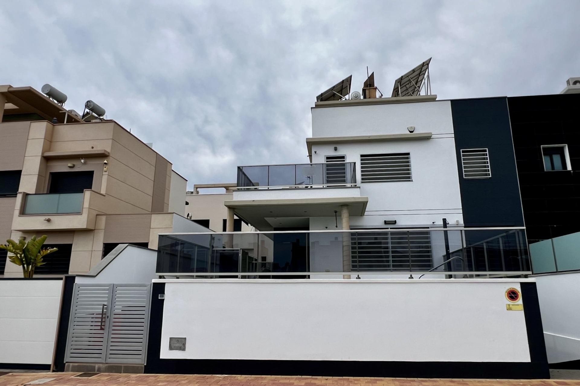 Brukt - Villa -
Puerto de Mazarron - El Alamillo