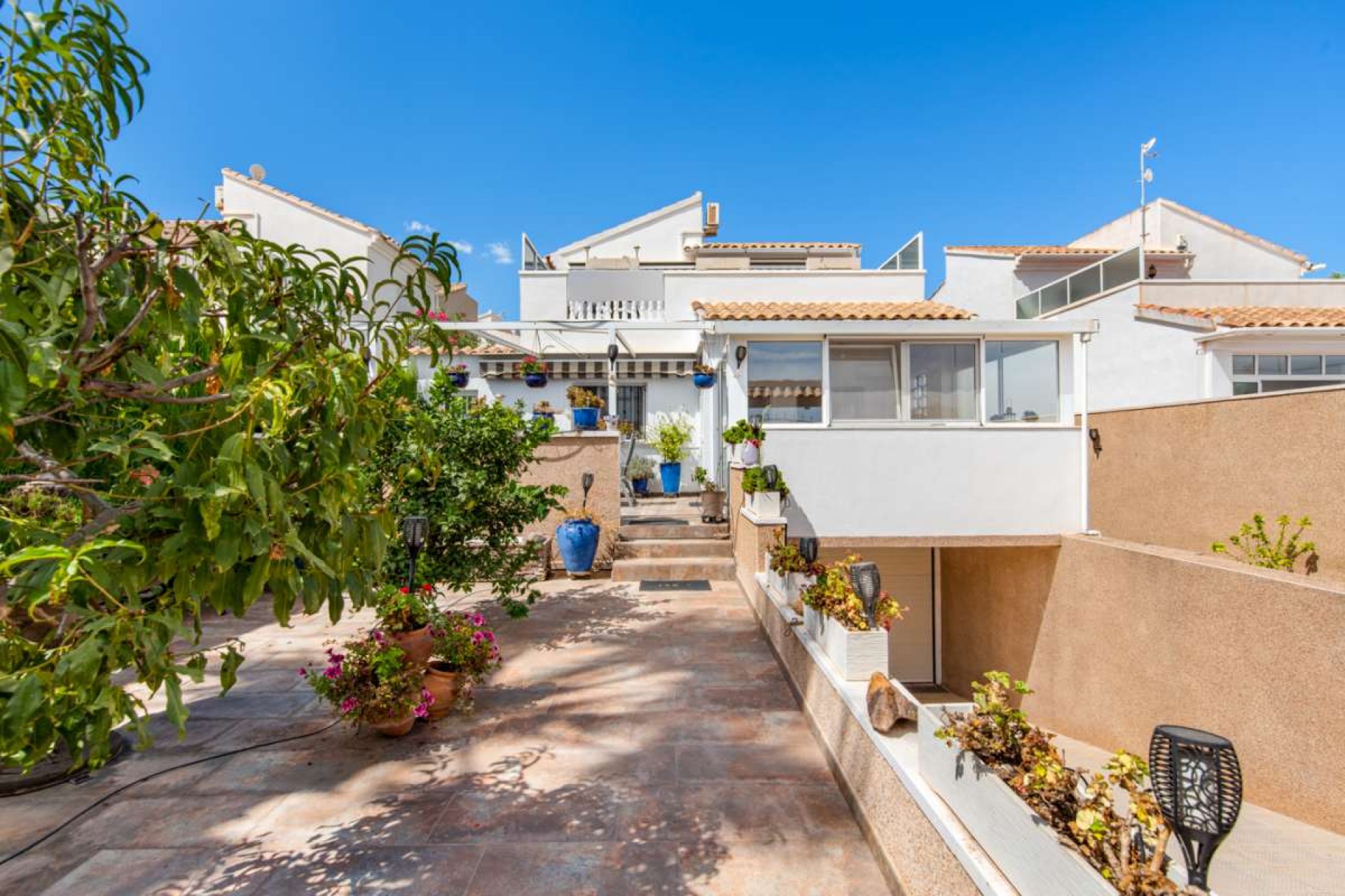 Brukt - Villa -
Punta Prima - Costa Blanca