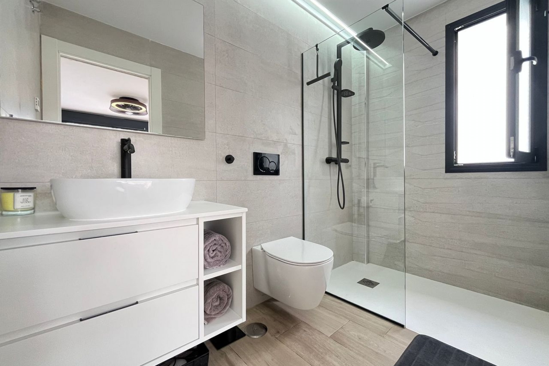 Brukt - Villa -
Punta Prima - Costa Blanca