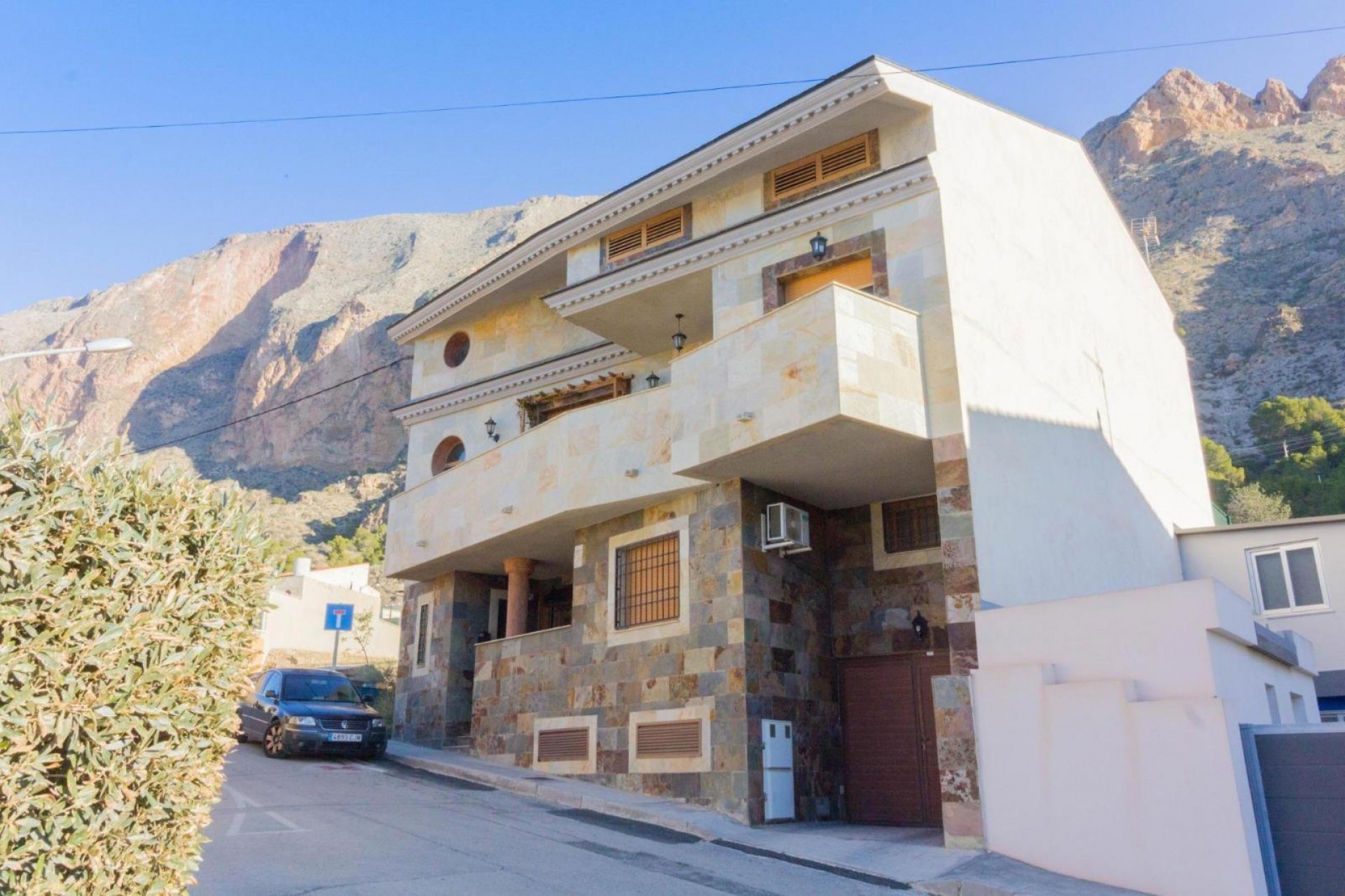 Brukt - Villa -
Redován - Comunidad Valenciana