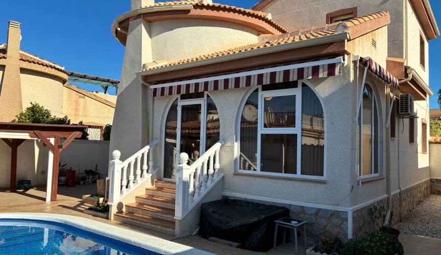 Brukt - Villa -
Rojales - rojales hills