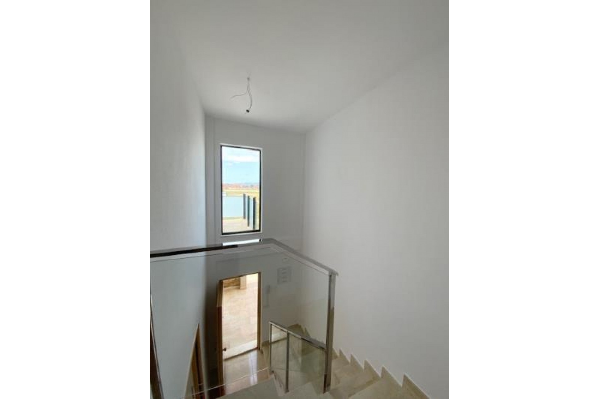 Brukt - Villa -
Roldan - Inland