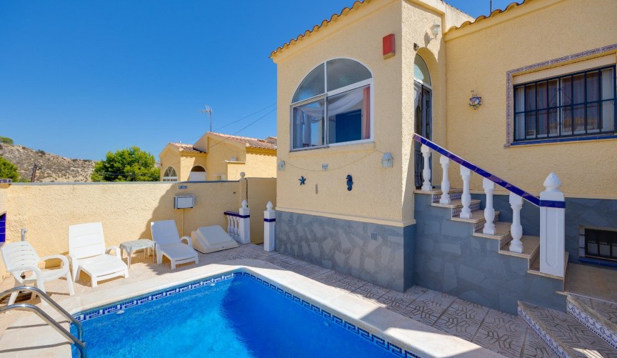 Brukt - Villa -
San Fulgencio - La Marina