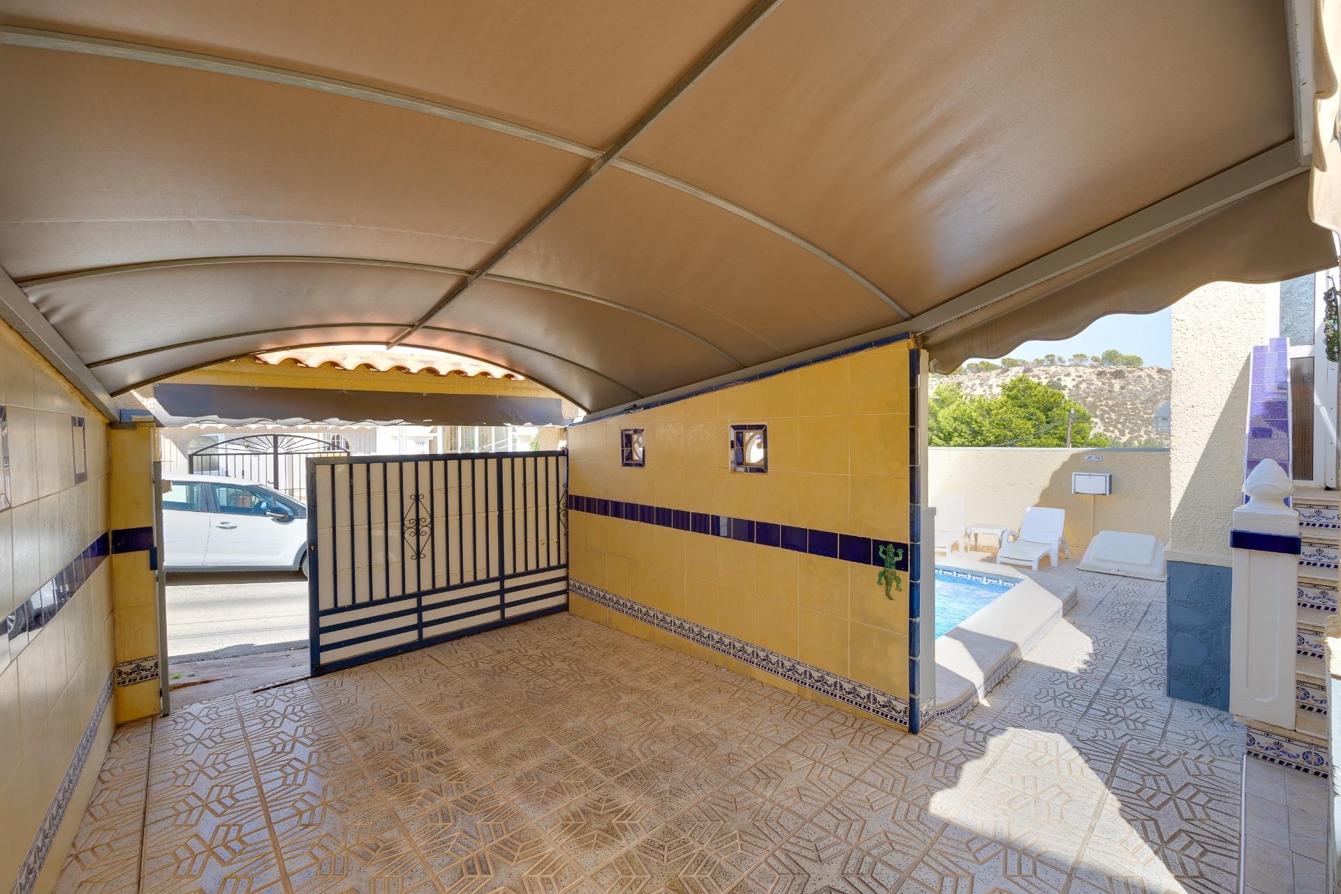 Brukt - Villa -
San Fulgencio - La Marina