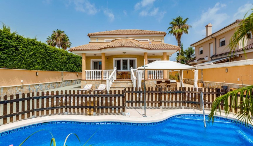 Brukt - Villa -
San Javier - Costa Calida