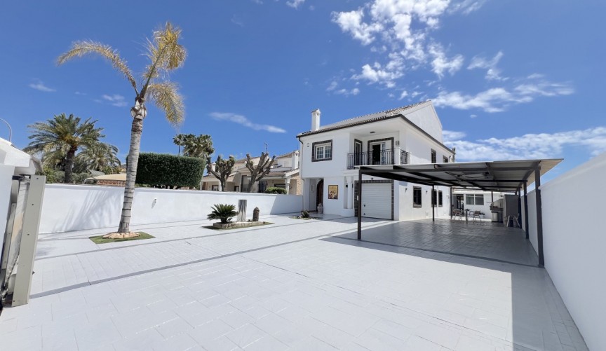 Brukt - Villa -
San Javier - Costa Calida