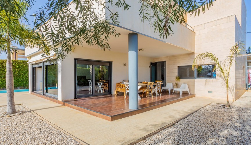 Brukt - Villa -
San Juan de Alicante - Costa Blanca