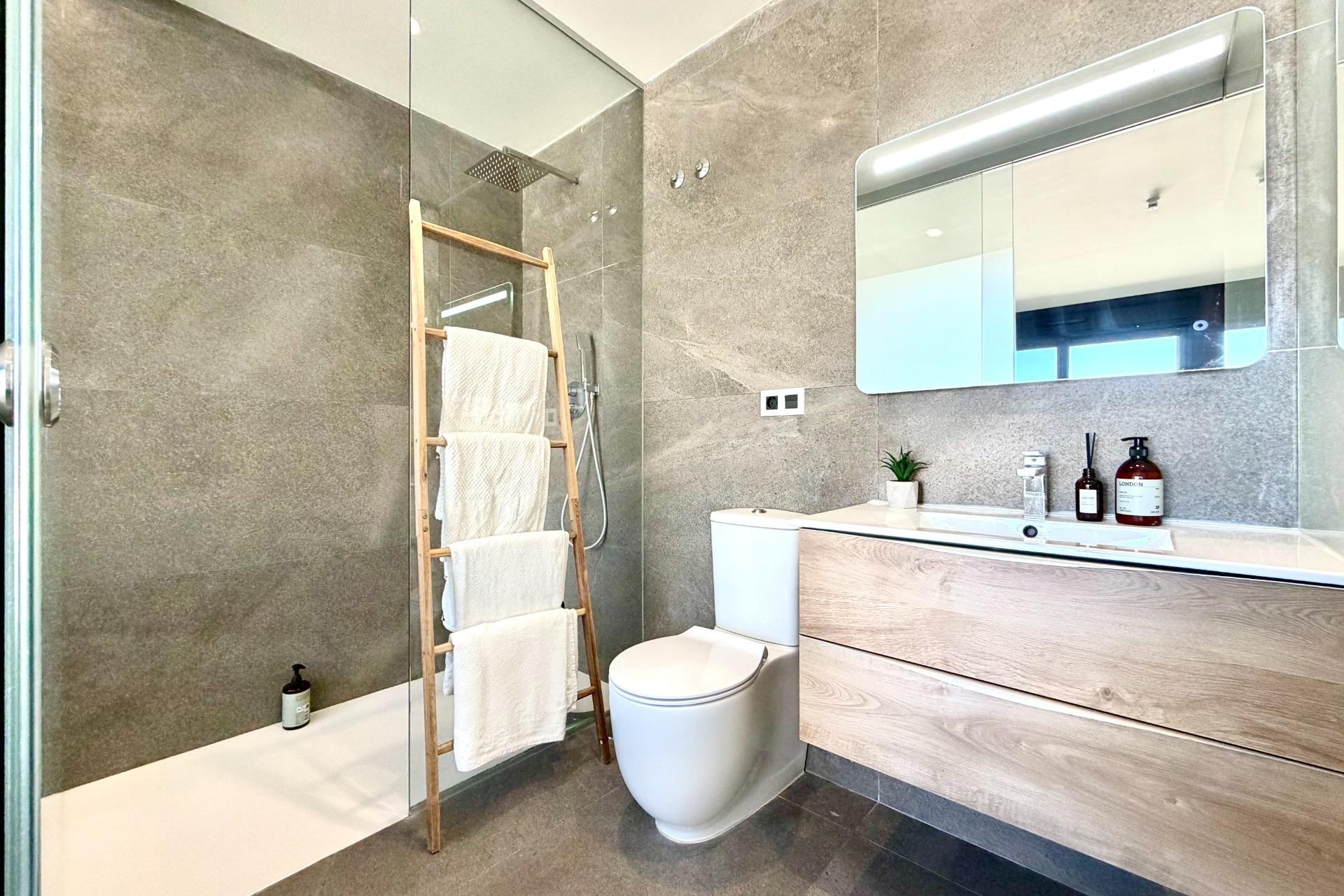 Brukt - Villa -
San Miguel de Salinas - Bellavista