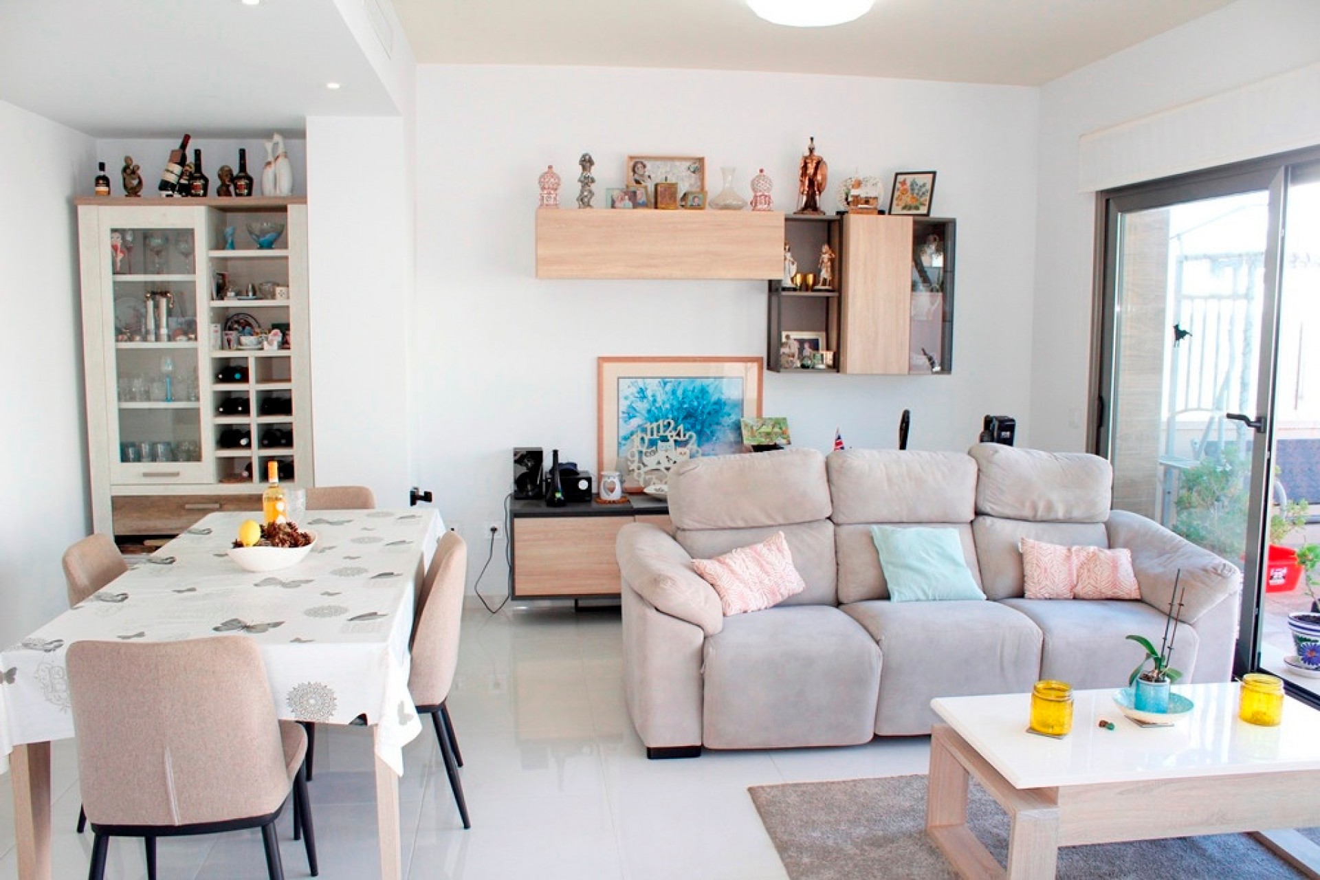 Brukt - Villa -
San Miguel de Salinas - Inland