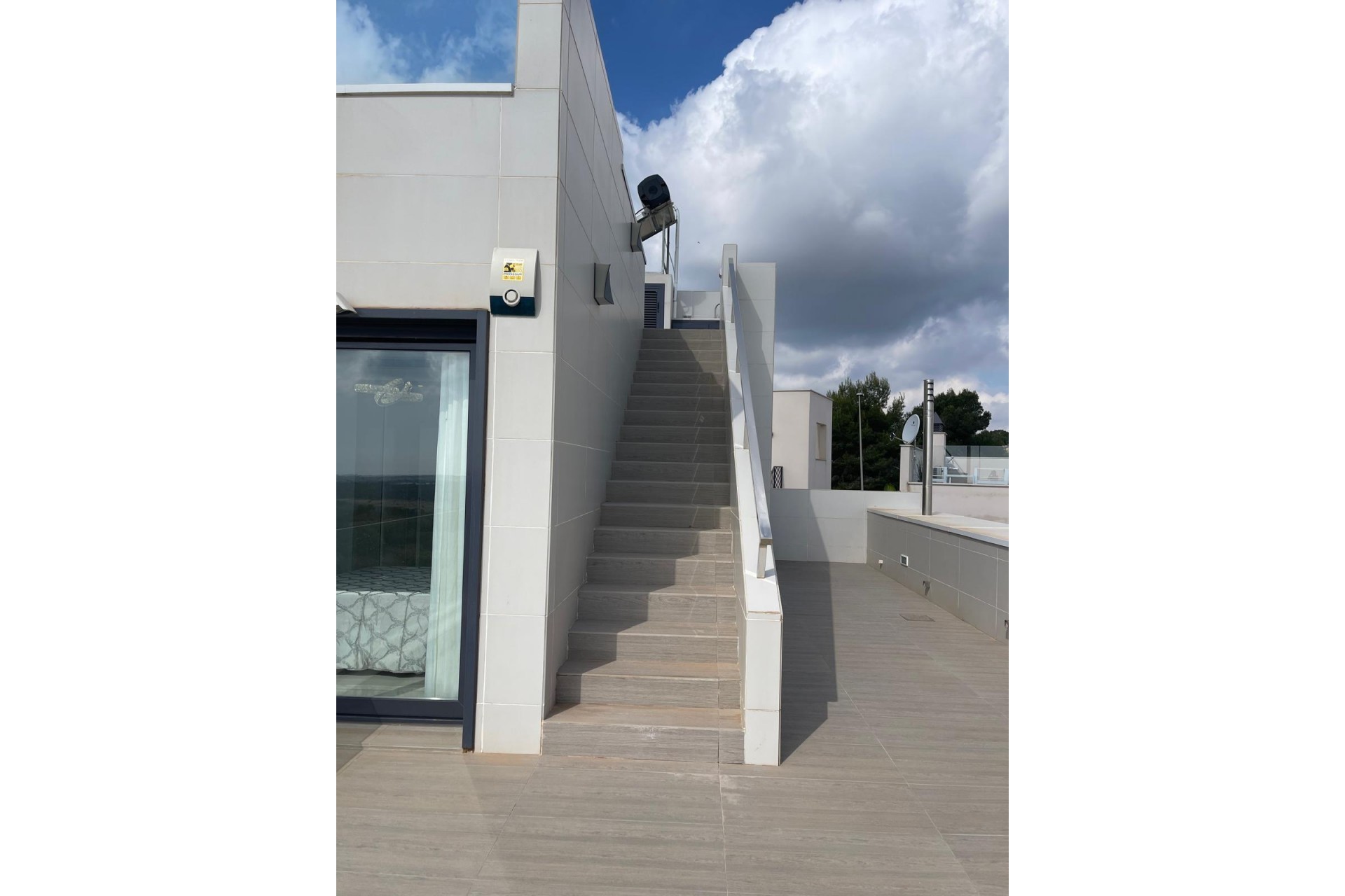 Brukt - Villa -
San Miguel de Salinas - Inland