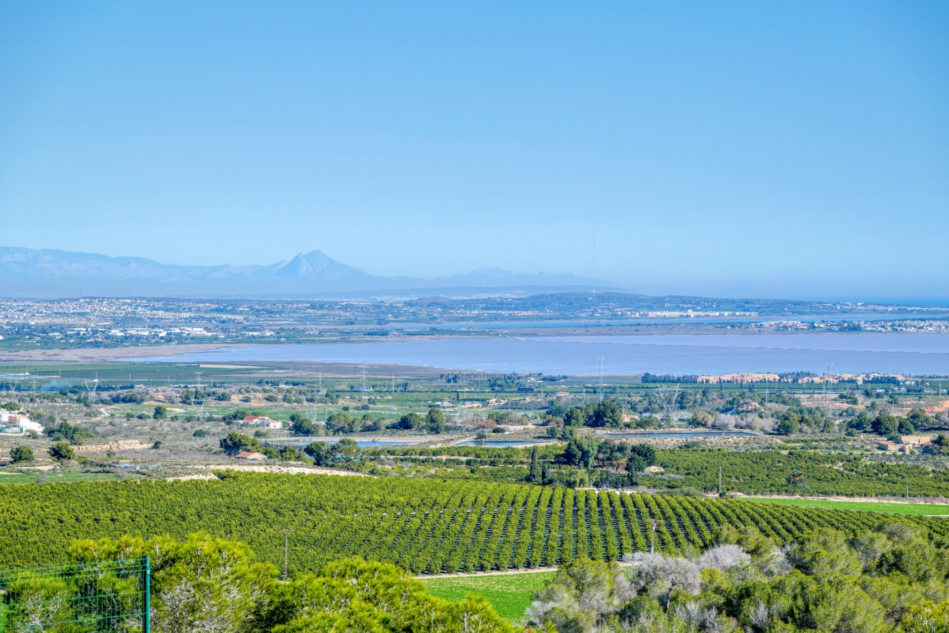 Brukt - Villa -
San Miguel de Salinas - Inland