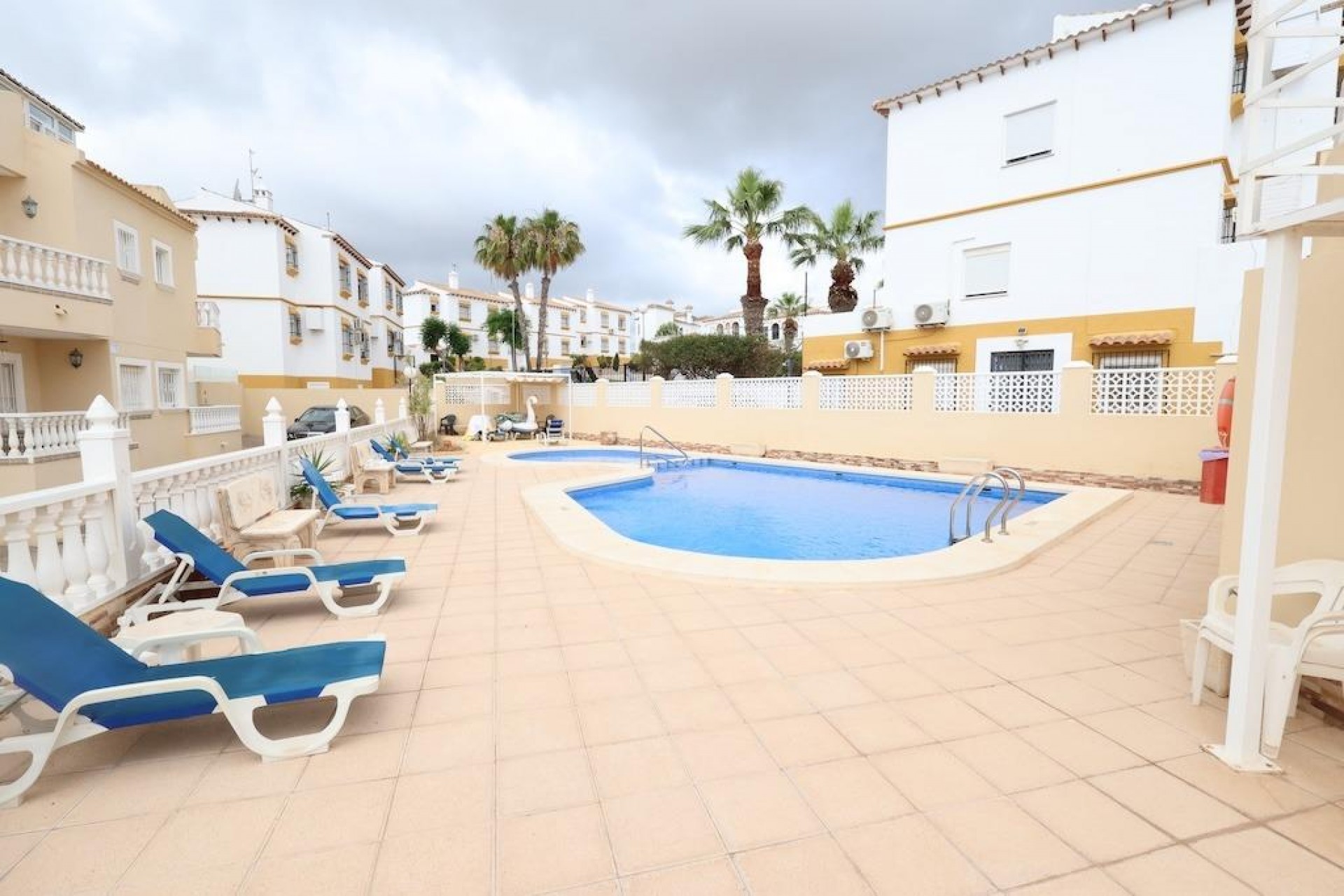 Brukt - Villa -
San Miguel de Salinas - Inland