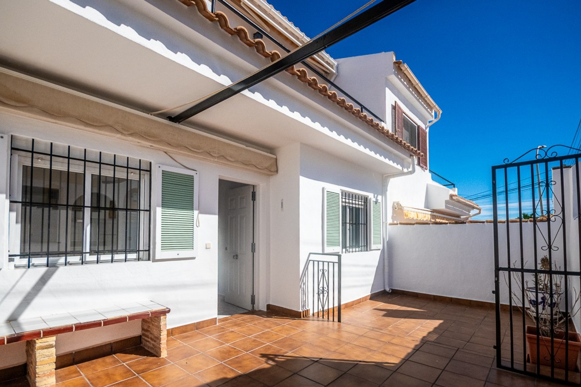 Brukt - Villa -
San Miguel de Salinas - Inland