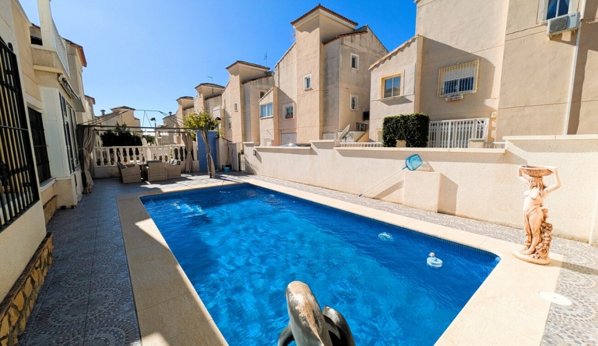 Brukt - Villa -
San Miguel de Salinas