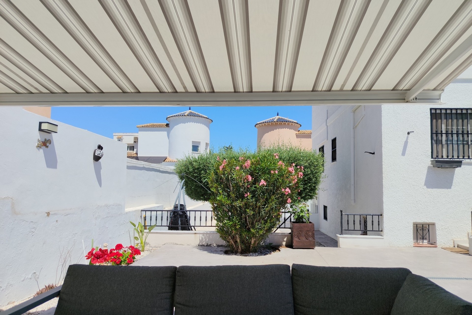 Brukt - Villa -
San Miguel / Vistabella Golf - Inland