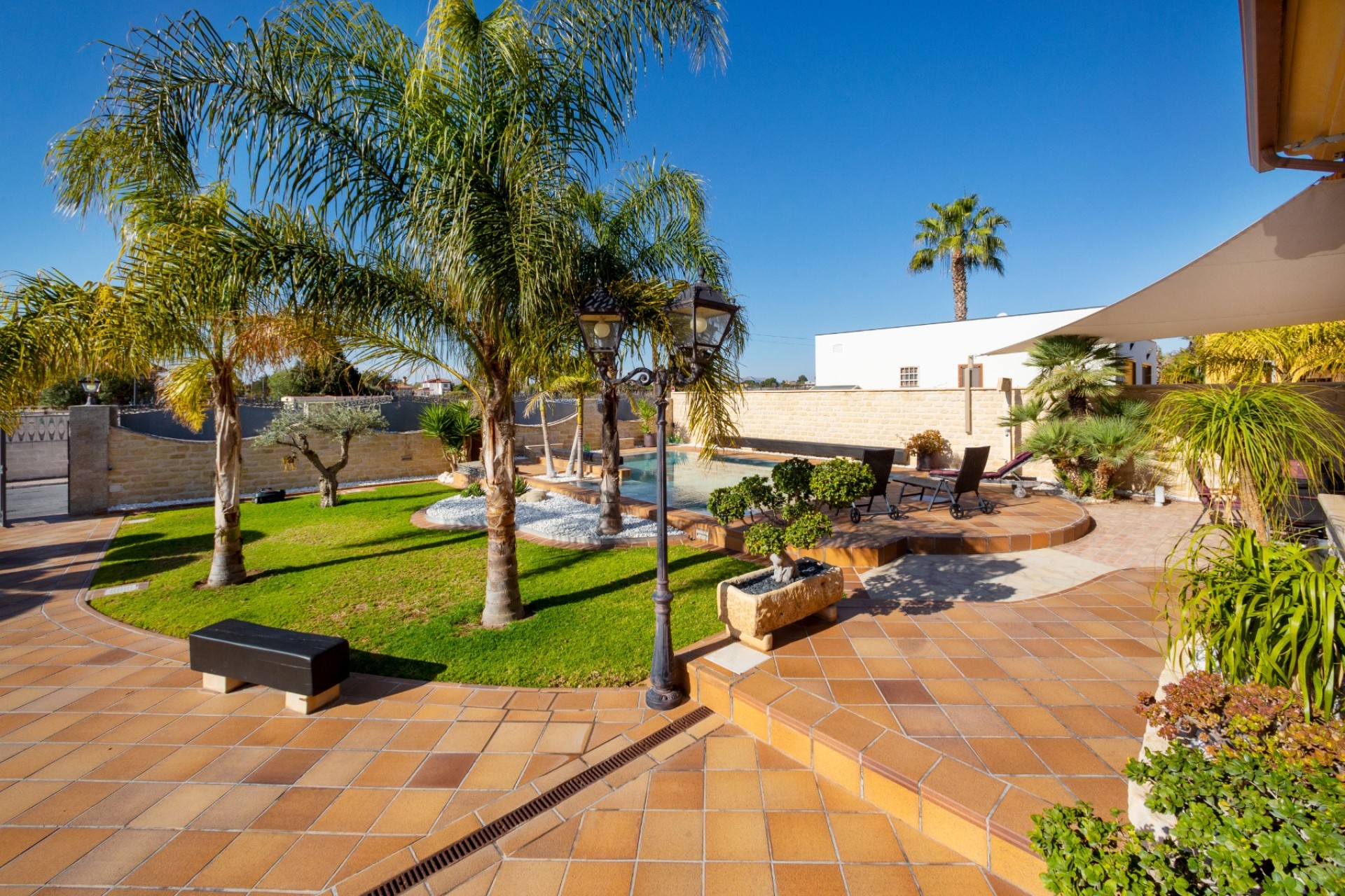 Brukt - Villa -
San Vicente del Raspeig - Inland