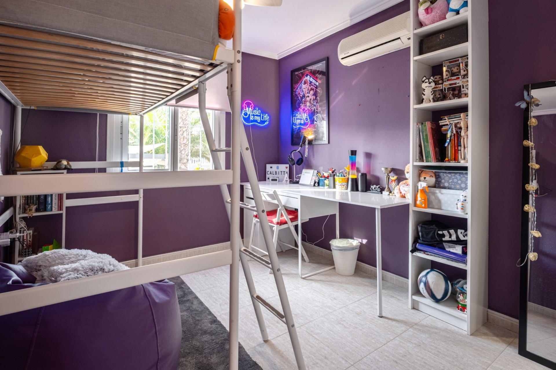 Brukt - Villa -
Santa Pola - Costa Blanca