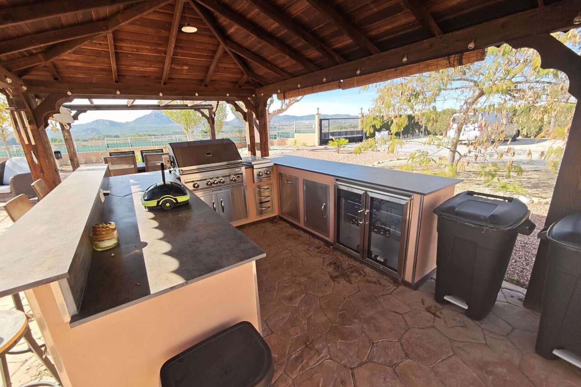 Brukt - Villa -
Sax - Inland