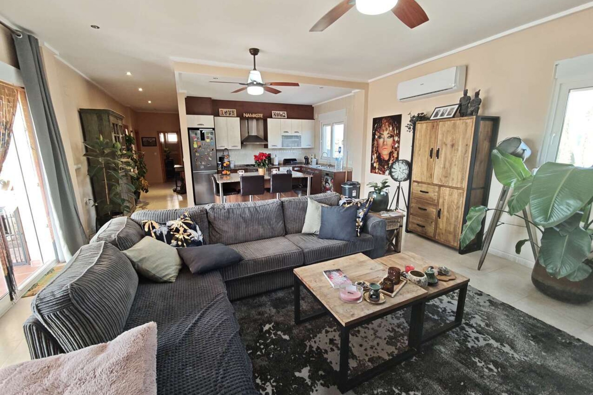 Brukt - Villa -
Sax - Inland