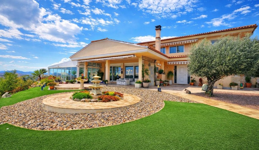 Brukt - Villa -
Torremendo - Costa Blanca