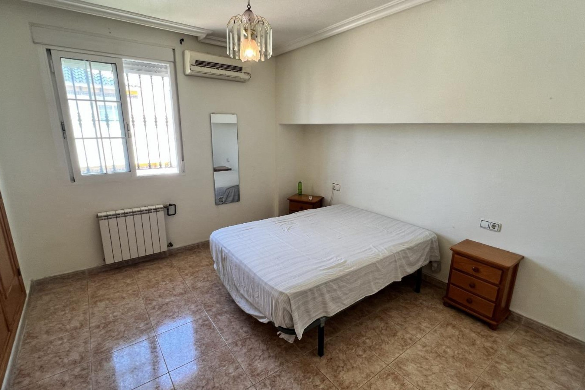 Brukt - Villa -
Torrevieja - aguas nuevas