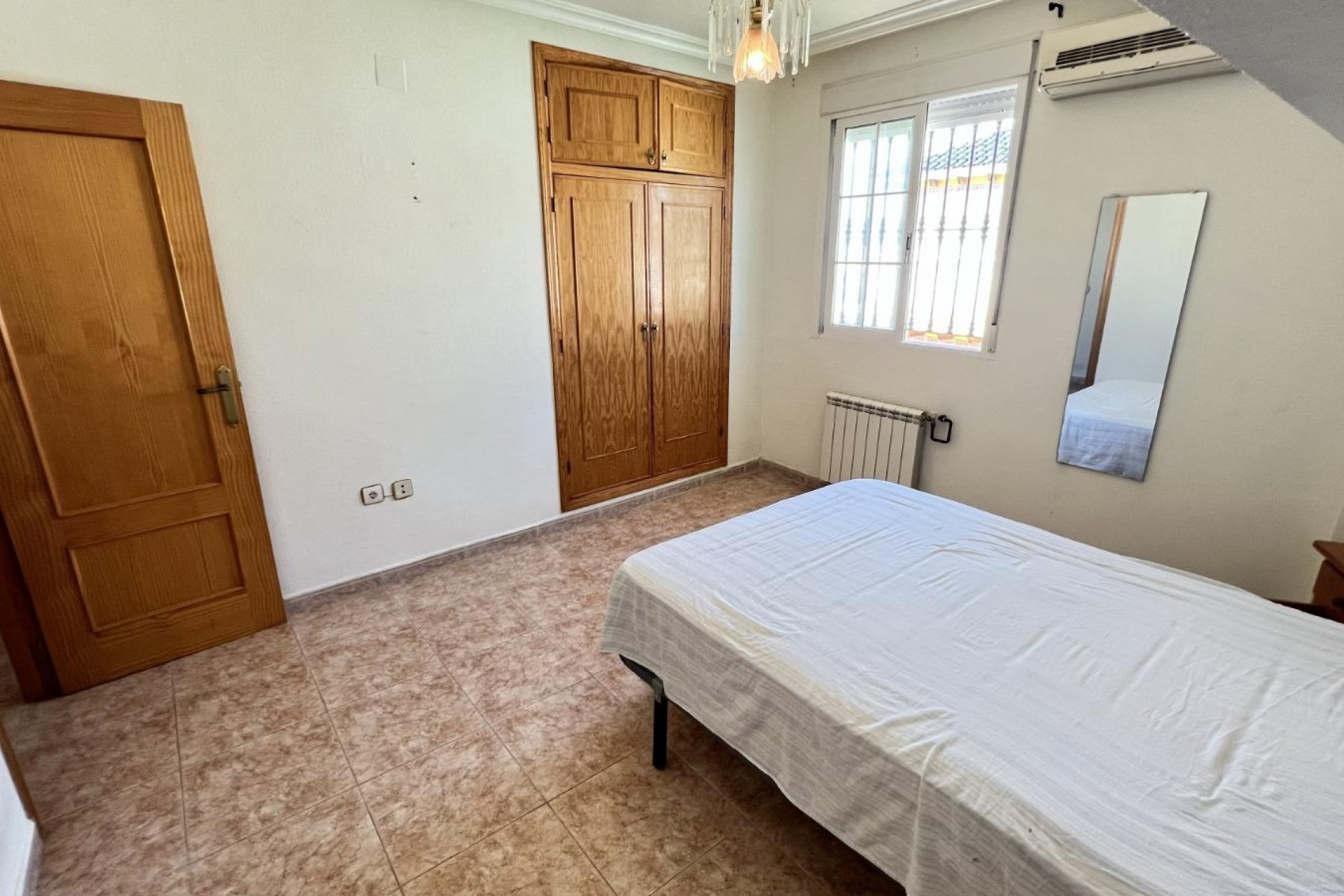Brukt - Villa -
Torrevieja - aguas nuevas