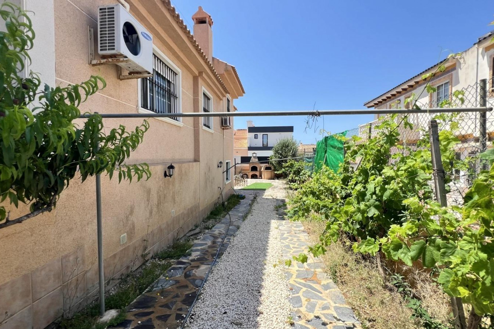 Brukt - Villa -
Torrevieja - aguas nuevas