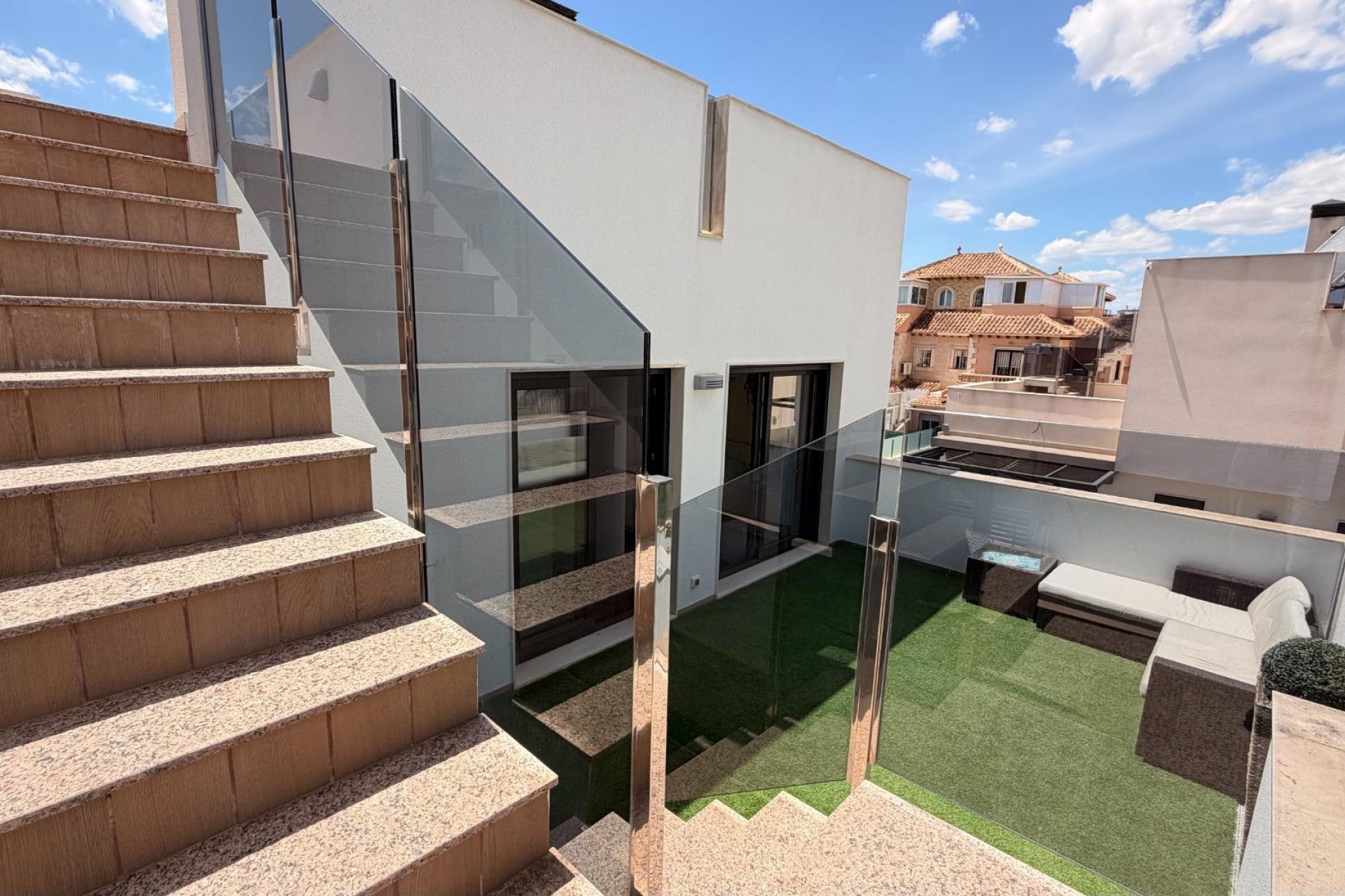 Brukt - Villa -
Torrevieja - aguas nuevas