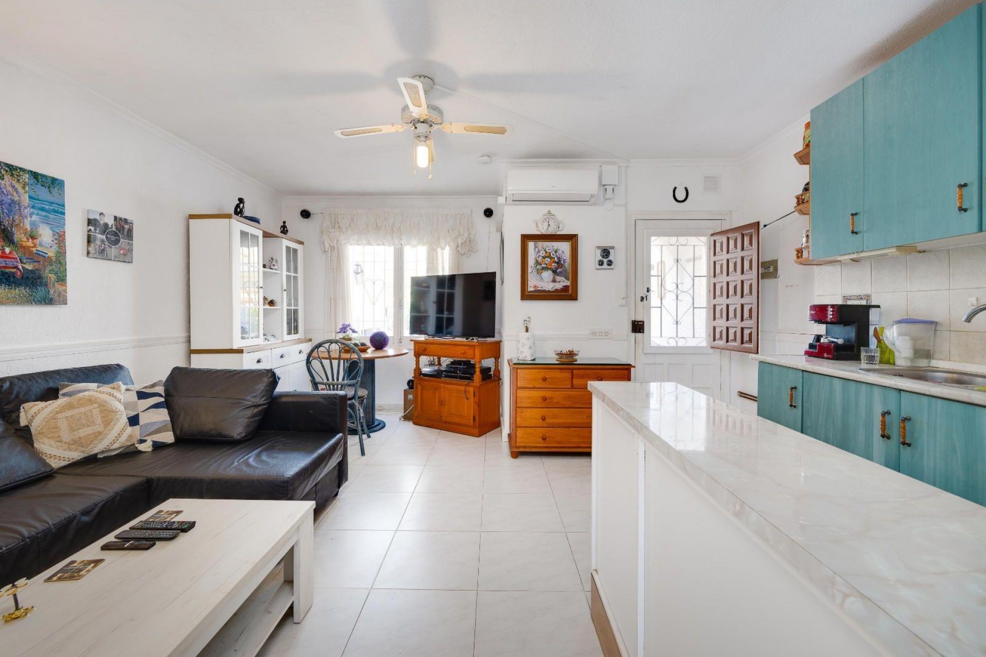 Brukt - Villa -
Torrevieja - Calas Blanca