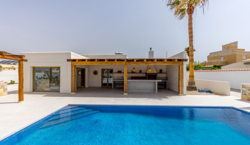 Brukt - Villa -
Torrevieja - Costa Blanca