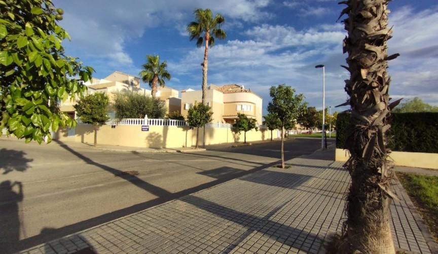 Brukt - Villa -
Torrevieja - Costa Blanca