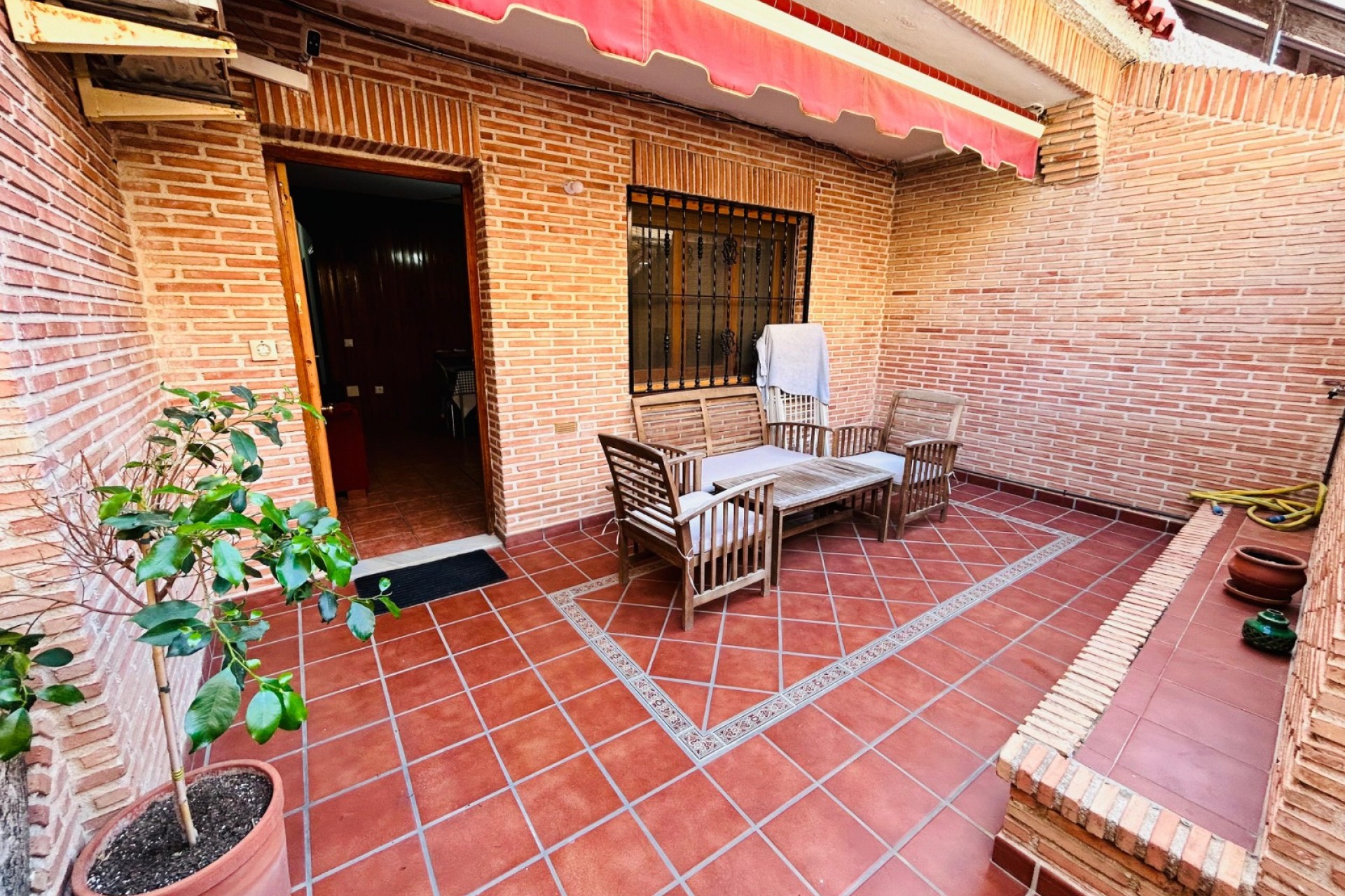 Brukt - Villa -
Torrevieja - Costa Blanca