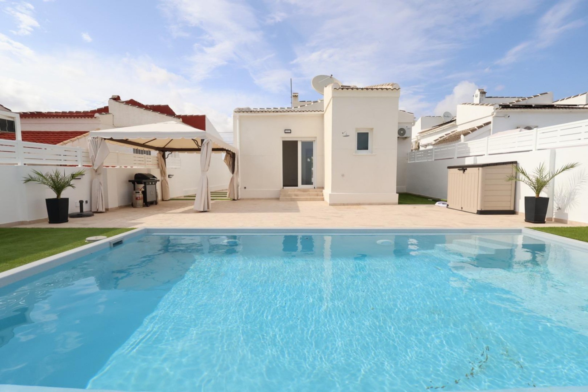 Brukt - Villa -
Torrevieja - Costa Blanca