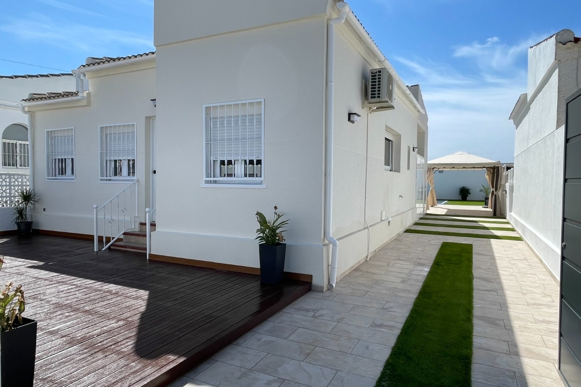 Brukt - Villa -
Torrevieja - Costa Blanca