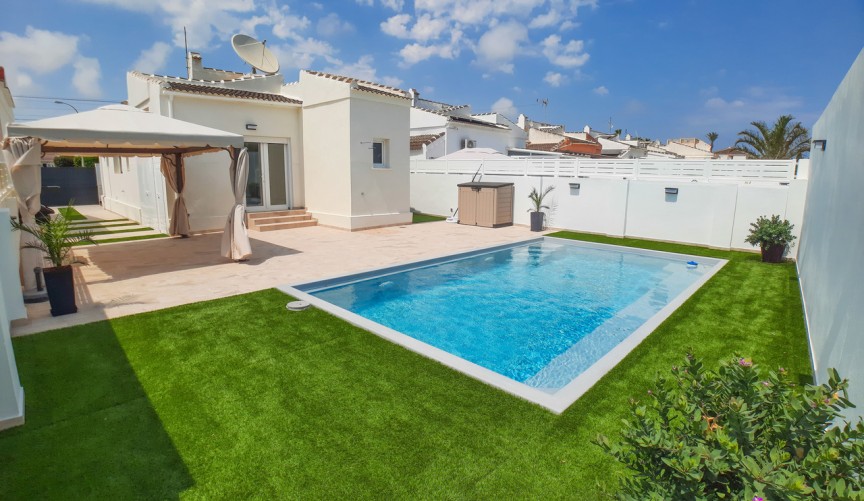 Brukt - Villa -
Torrevieja - Costa Blanca