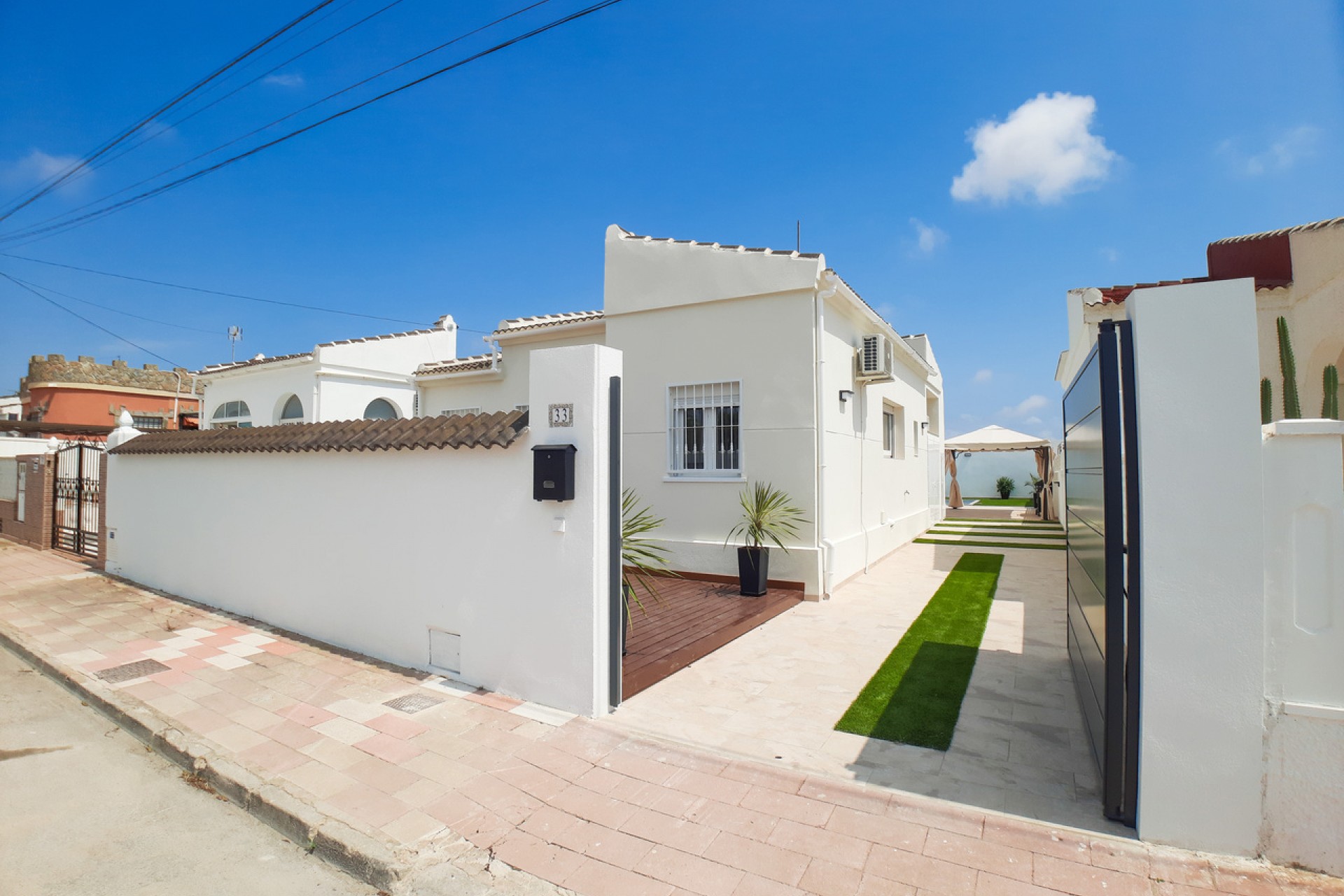 Brukt - Villa -
Torrevieja - Costa Blanca