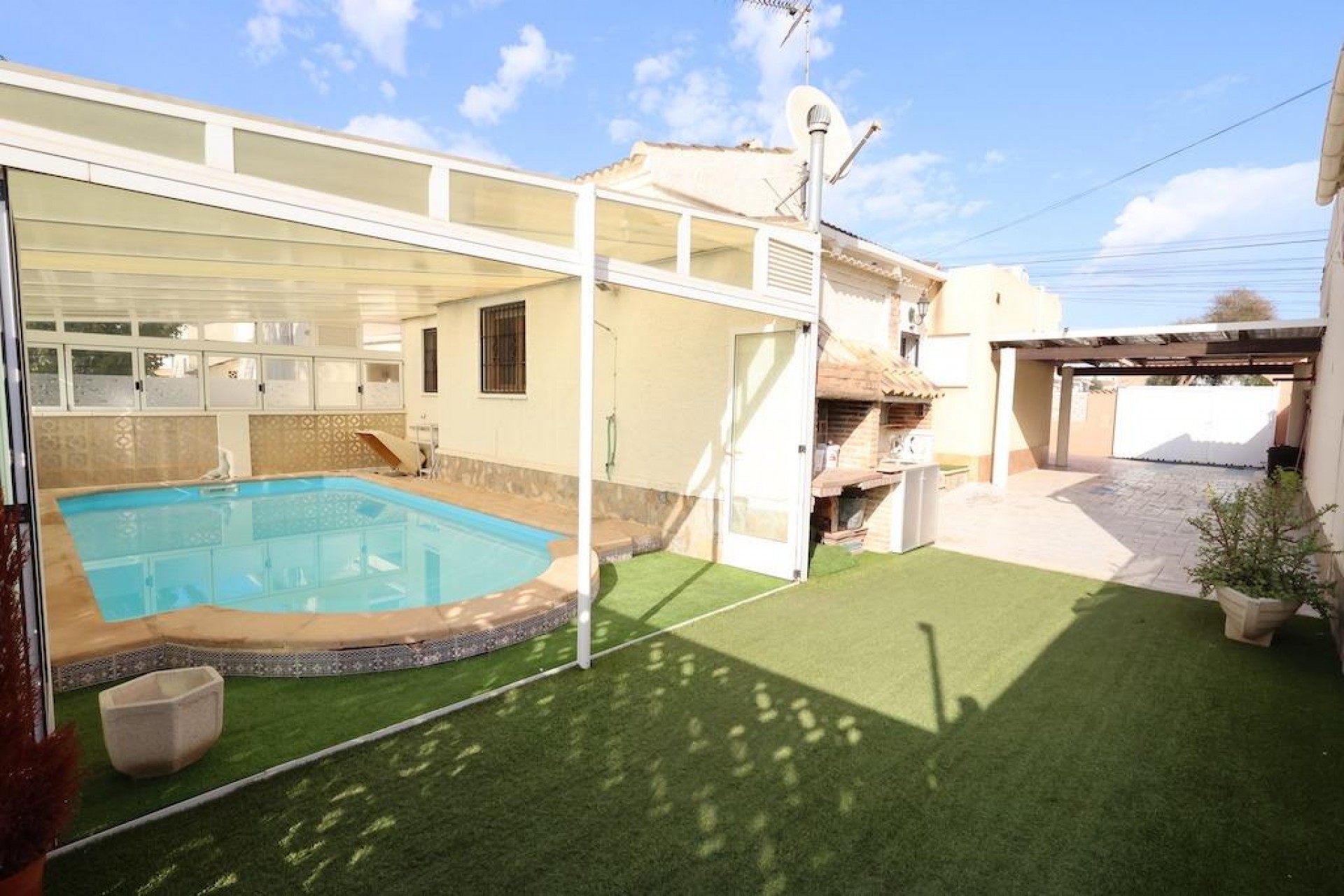 Brukt - Villa -
Torrevieja - Costa Blanca