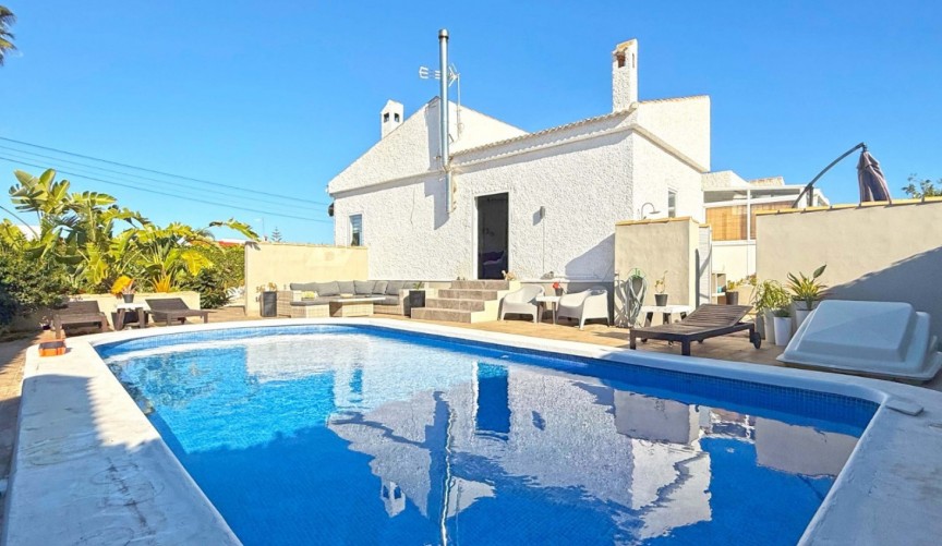 Brukt - Villa -
Torrevieja - Costa Blanca