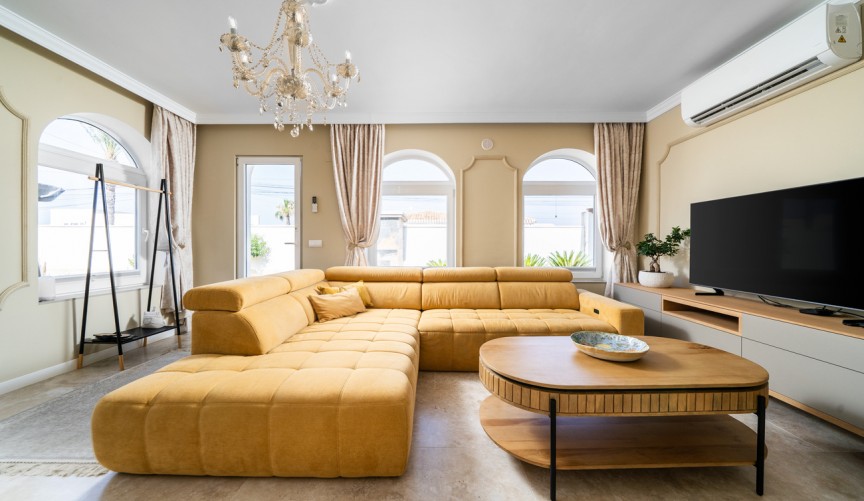 Brukt - Villa -
Torrevieja - Costa Blanca