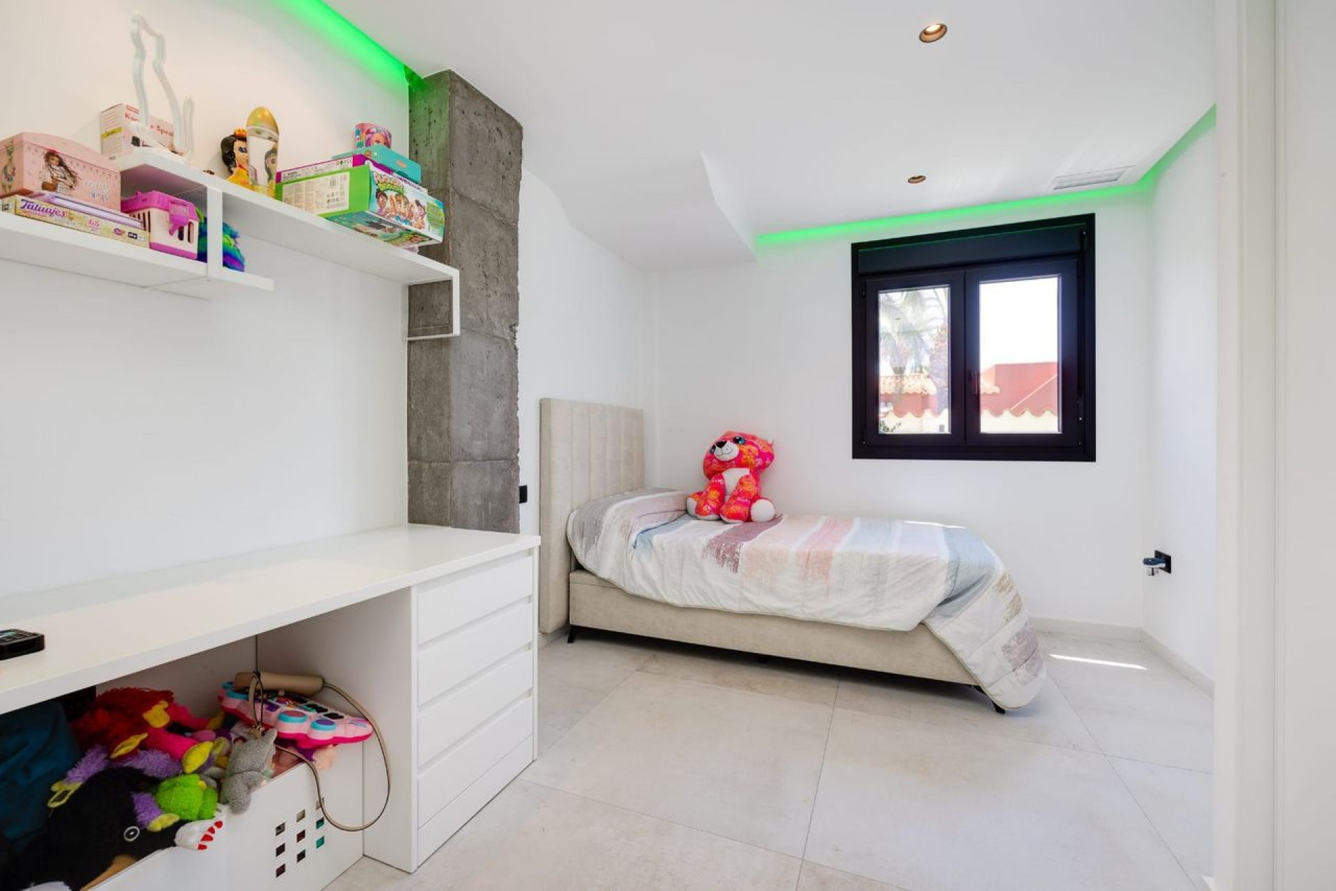 Brukt - Villa -
Torrevieja - Costa Blanca