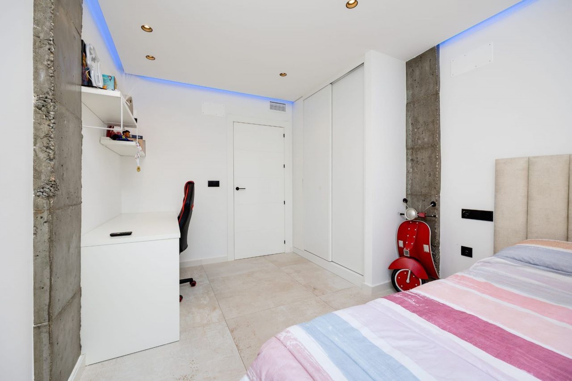 Brukt - Villa -
Torrevieja - Costa Blanca